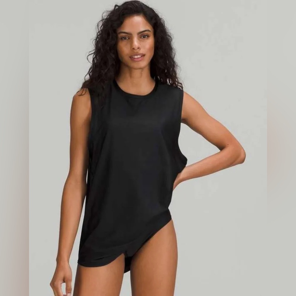 Lululemon Swim - waterside sleeveless cover up